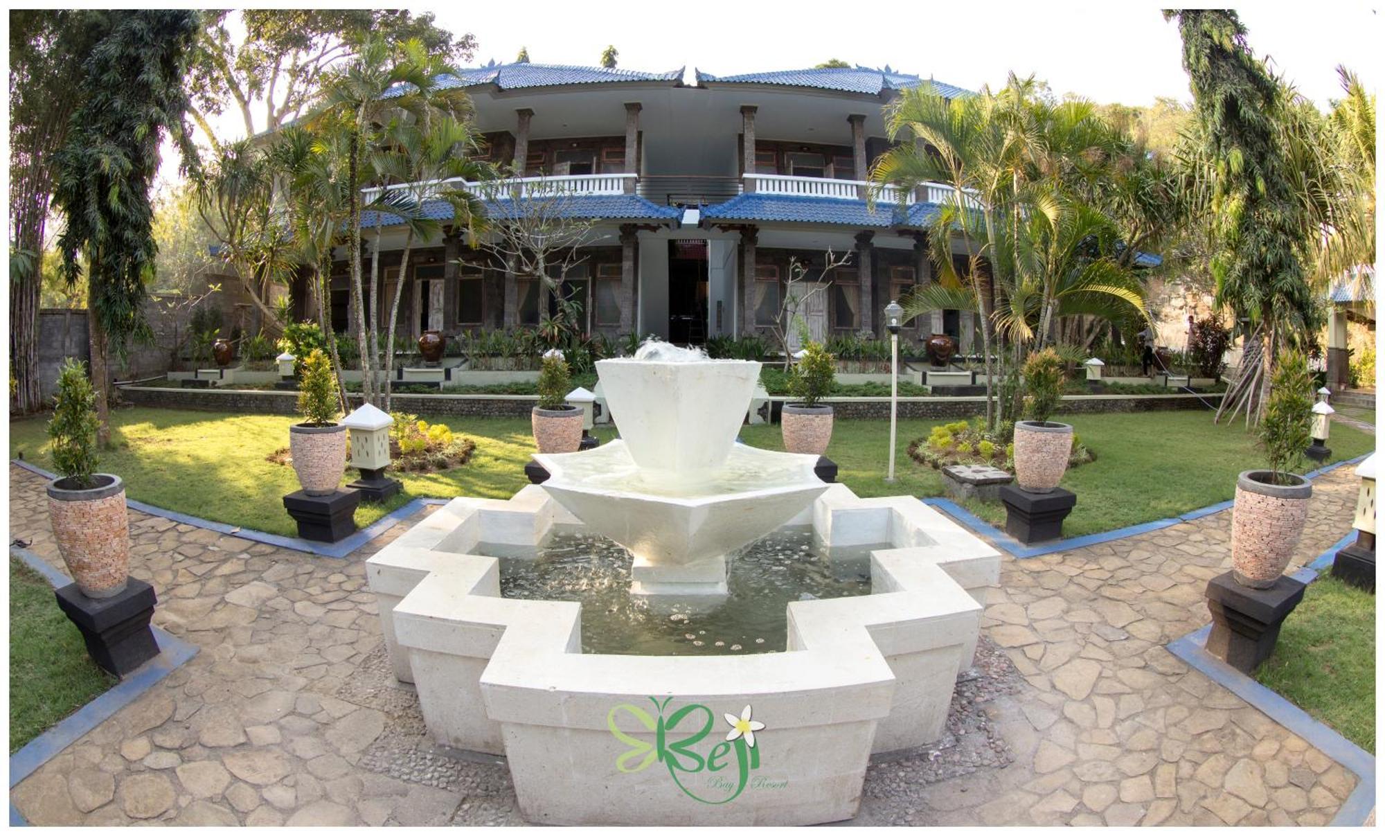 Beji Bay Resort Padangbai  Exterior photo